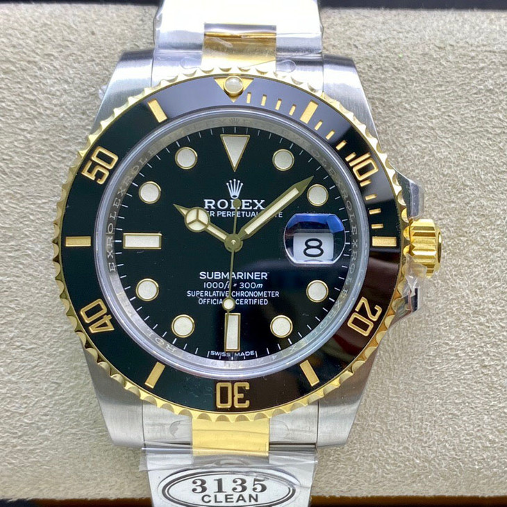 Rolex Submariner Date Yellow Gold