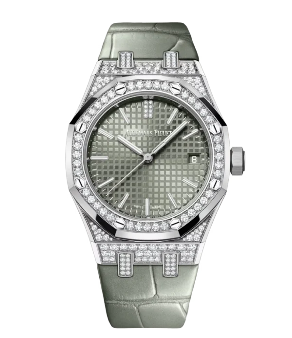 Audemars Piguet Royal Oak Selfwinding 18-carat white gold and Green dial Pearly green “large square scale” alligator strap Ref. 15551BC.ZZ.D405CR.01