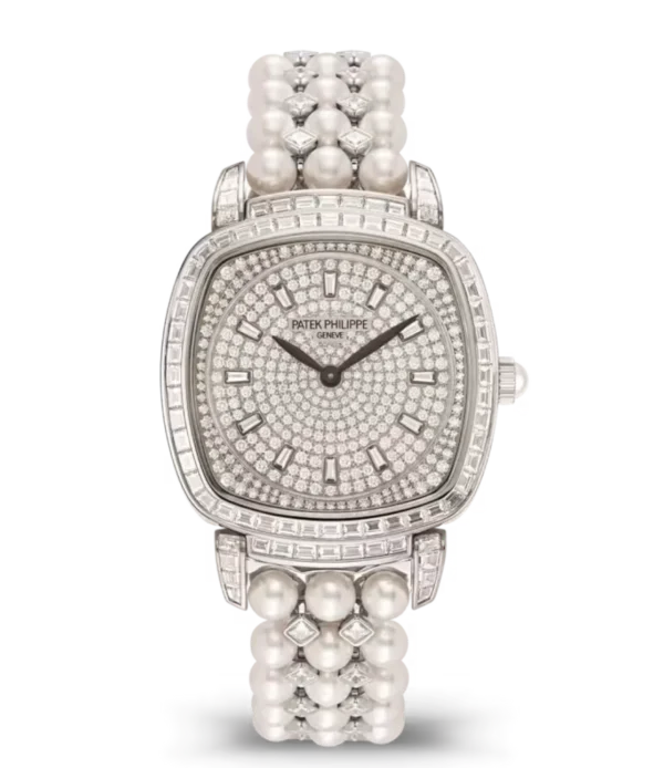Patek Philippe Gondolo Haute Joaillerie White gold and Paved with diamonds dial diamond set bezel White gold fold-over clasp bracelet Ref. 7042/100G-010
